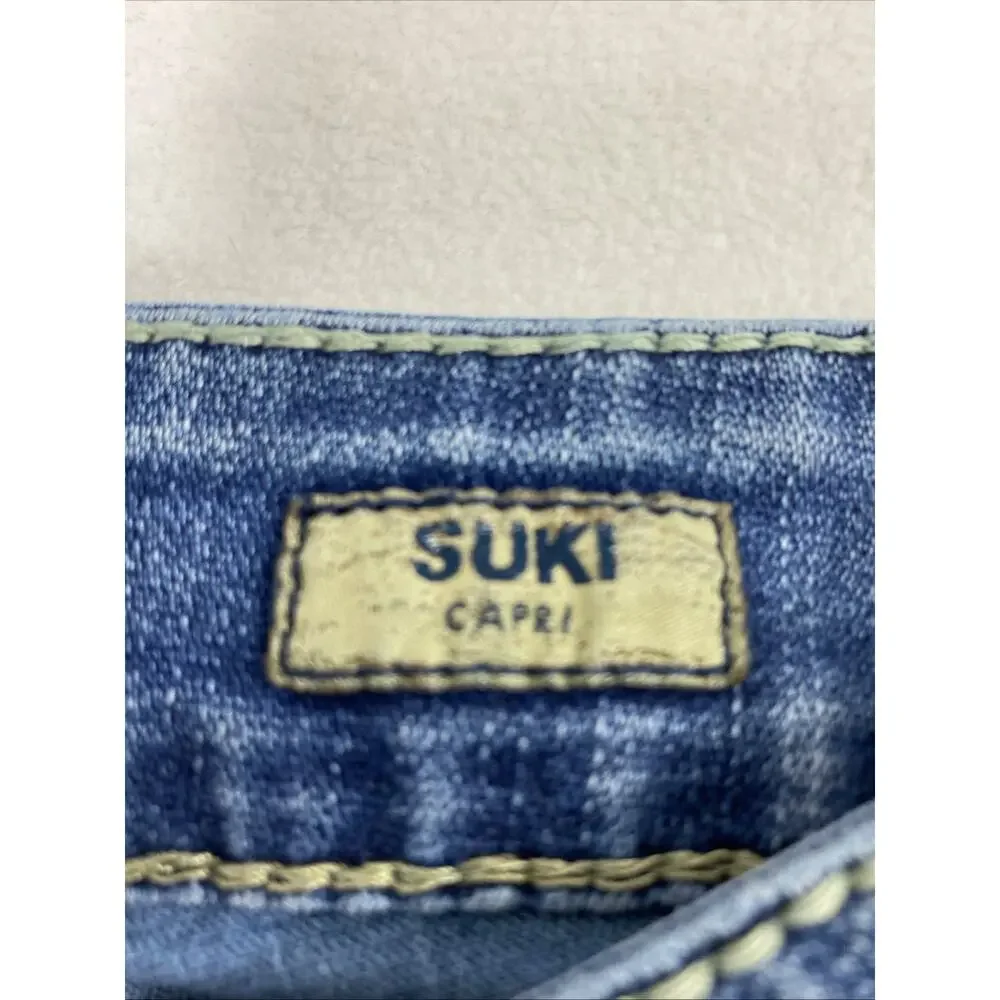 Silver Suki Capri Jeans Womens Size 27 Medium Wash Denim Low Rise‎ Distress